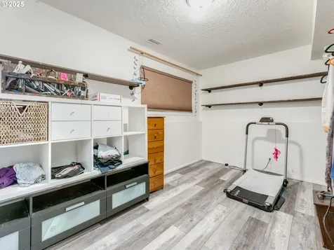229 SW 22nd Street Troutdale OR 97060