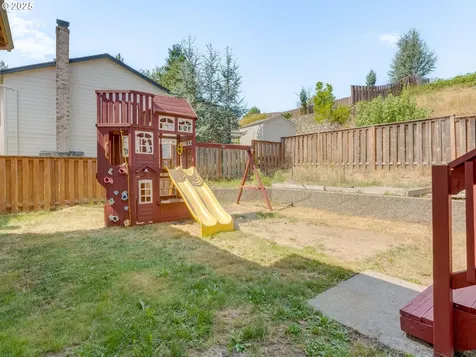 229 SW 22nd Street Troutdale OR 97060