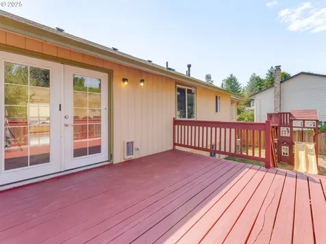 229 SW 22nd Street Troutdale OR 97060