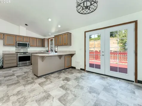 229 SW 22nd Street Troutdale OR 97060