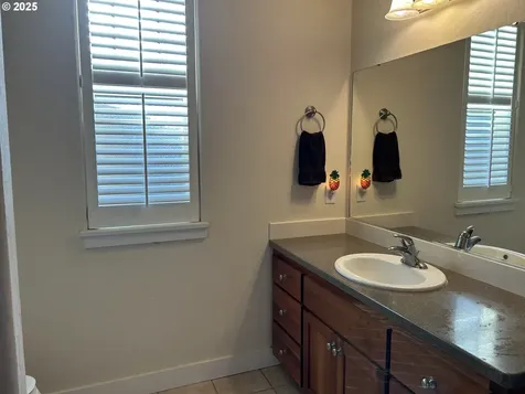 264 Naismith Boulevard Eugene OR 97404