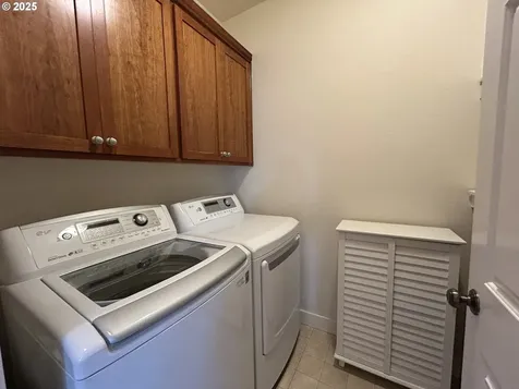264 Naismith Boulevard Eugene OR 97404