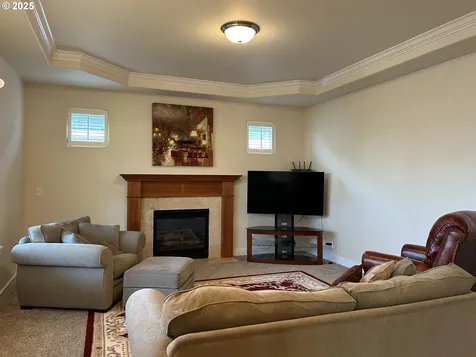 264 Naismith Boulevard Eugene OR 97404