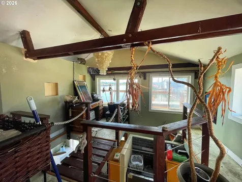 1819 N Jantzen Avenue Portland OR 97217
