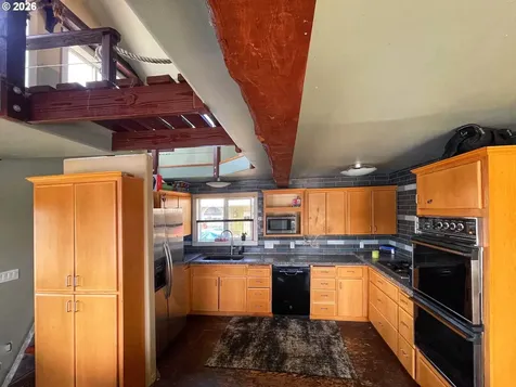1819 N Jantzen Avenue Portland OR 97217