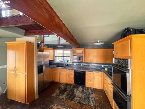1819 N Jantzen Avenue Portland OR 97217