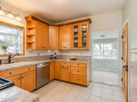 45 NE Baldwin Street Portland OR 97211