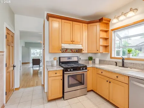 45 NE Baldwin Street Portland OR 97211