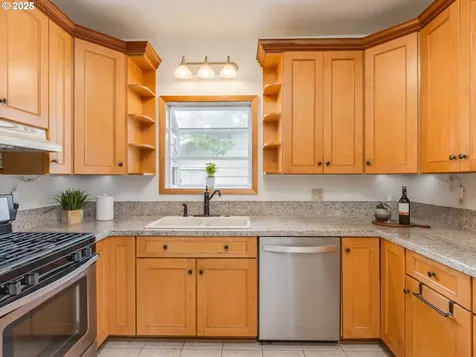 45 NE Baldwin Street Portland OR 97211