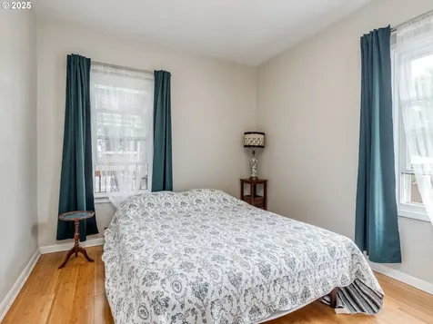 45 NE Baldwin Street Portland OR 97211