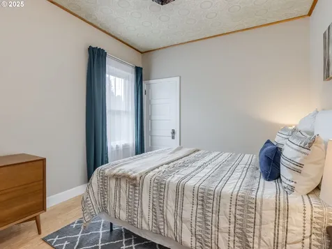 45 NE Baldwin Street Portland OR 97211