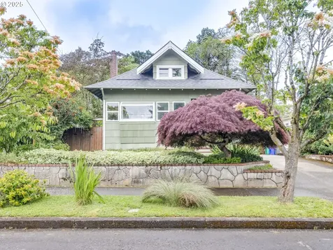 45 NE Baldwin Street Portland OR 97211
