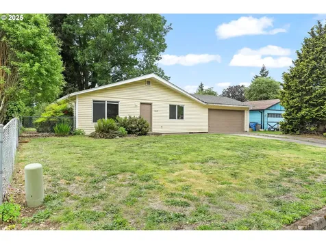 9209 NE 27th Street Vancouver WA 98662