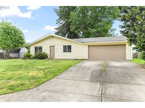 9209 NE 27th Street Vancouver WA 98662