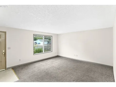 9209 NE 27th Street Vancouver WA 98662