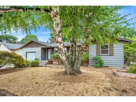 516 NE 106th Place Portland OR 97220