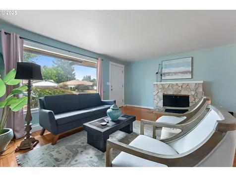 516 NE 106th Place Portland OR 97220