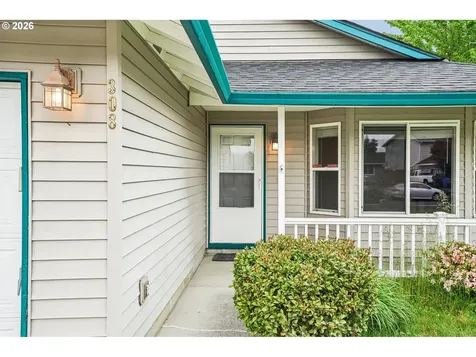 308 SE 9th Street Battle Ground WA 98604