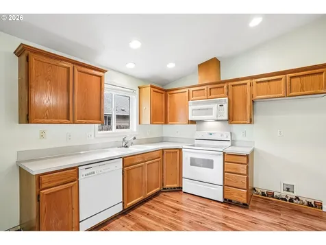 308 SE 9th Street Battle Ground WA 98604