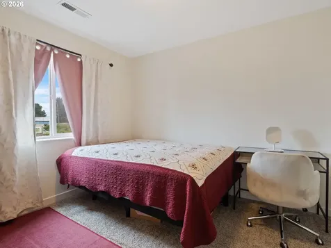 730 Bozarth Avenue Woodland WA 98674