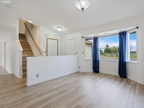 730 Bozarth Avenue Woodland WA 98674
