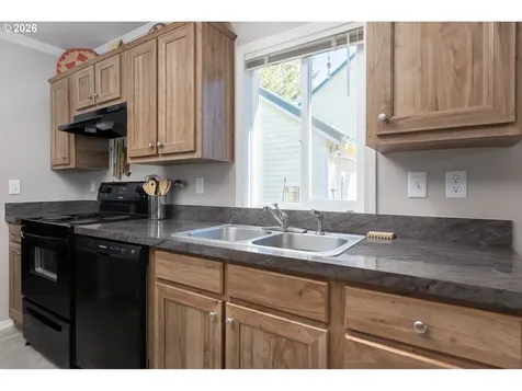 1809 SE Alder Lane Drive Toledo OR 97391