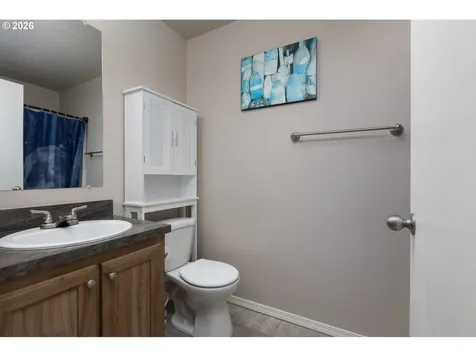 1809 SE Alder Lane Drive Toledo OR 97391