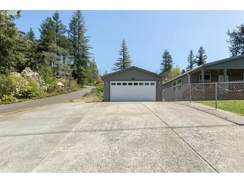 1809 SE Alder Lane Drive Toledo OR 97391