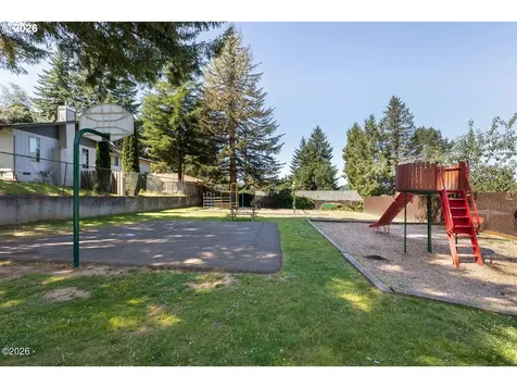 1809 SE Alder Lane Drive Toledo OR 97391