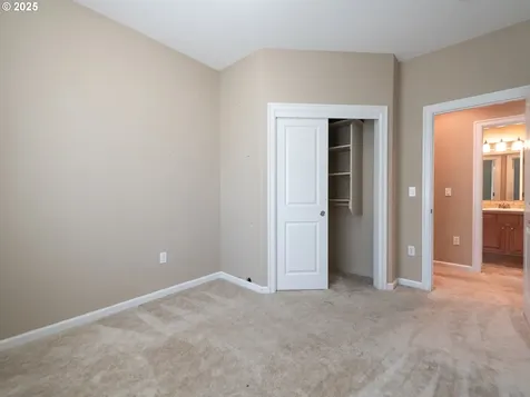 19328 Vincent Drive Oregon City OR 97045