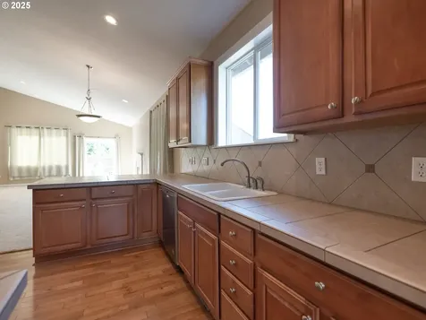 19328 Vincent Drive Oregon City OR 97045