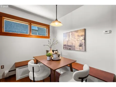 1525 NE 53rd Avenue Portland OR 97213