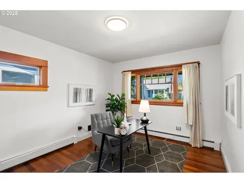 1525 NE 53rd Avenue Portland OR 97213