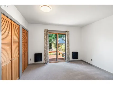 1525 NE 53rd Avenue Portland OR 97213