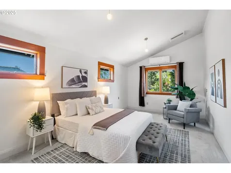 1525 NE 53rd Avenue Portland OR 97213