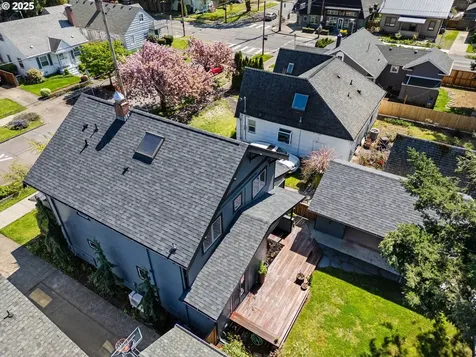 1525 NE 53rd Avenue Portland OR 97213