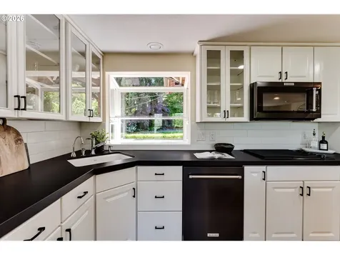 3185 Kevington Avenue Eugene OR 97405