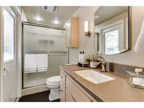 3185 Kevington Avenue Eugene OR 97405