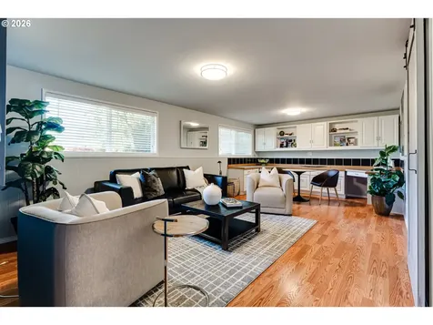 3185 Kevington Avenue Eugene OR 97405