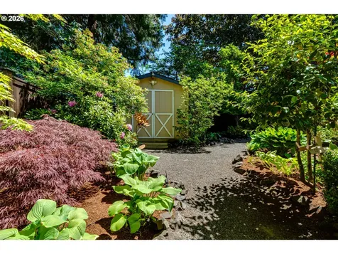 3185 Kevington Avenue Eugene OR 97405