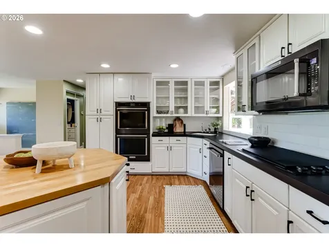 3185 Kevington Avenue Eugene OR 97405