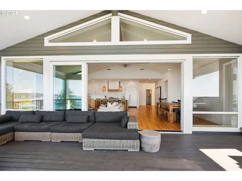 54150 S Beach Road Neskowin OR 97149