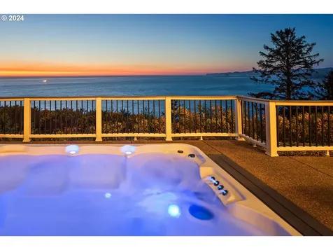 54150 S Beach Road Neskowin OR 97149