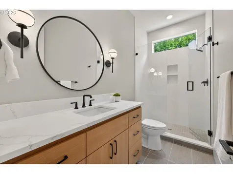 3652 NW Lana Place Portland OR 97229