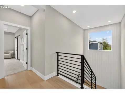 3652 NW Lana Place Portland OR 97229
