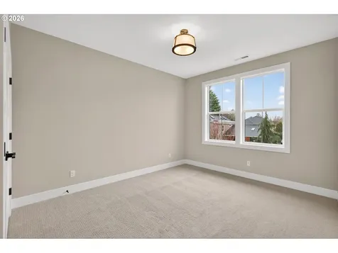 3652 NW Lana Place Portland OR 97229