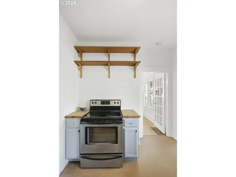 4036 NE Senate Street Portland OR 97232