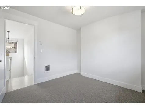 4036 NE Senate Street Portland OR 97232