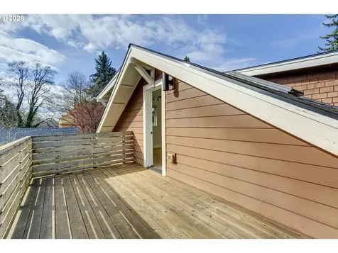 4036 NE Senate Street Portland OR 97232