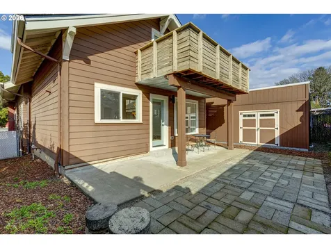 4036 NE Senate Street Portland OR 97232